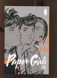 PAPER GIRLS  #10 - BRIAN K. VAUGHAN STORY (9.2 OB ) 2016
