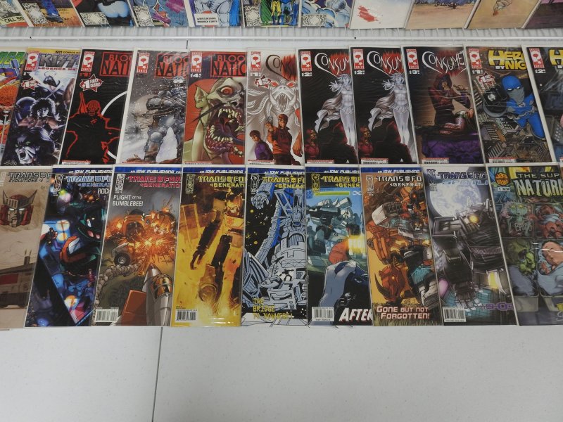 Huge Lot 130+ Comics W/ Captain Atom, Lone Wolf and Cub, +More! Avg VF- Cond!