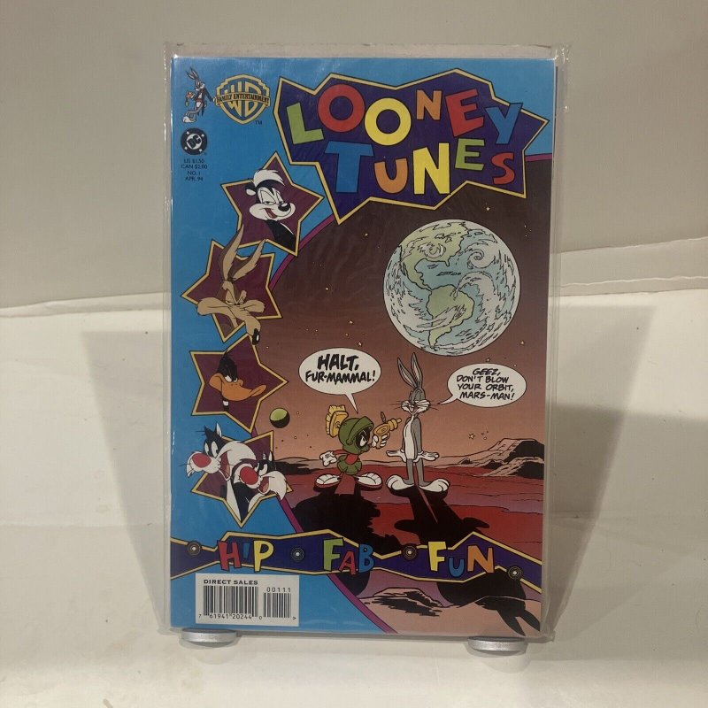 LOONEY TUNES #1-APR.1994-BUGS BUNNY, MARVIN THE MARTIAN, DAFFY DUCK