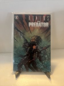 ALIENS vs PREDATOR 4 Dark Horse comic 1990