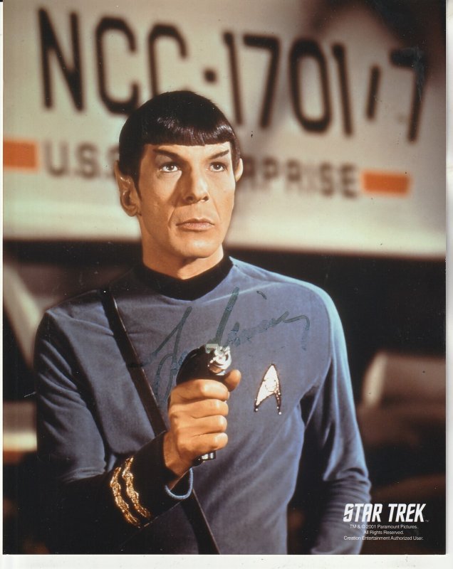 Autographed Leonard Nimoy Star Trek photo(No C.O.A.)