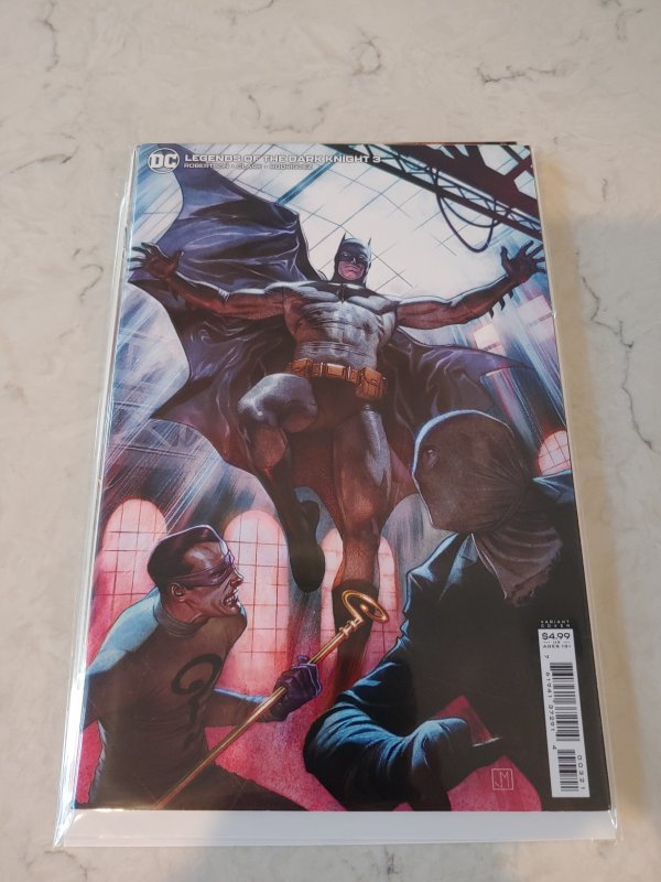 LEGENDS OF THE DARK KNIGHT 3 CVR B JORGE MOLINA VARIANR (DC COMICS)