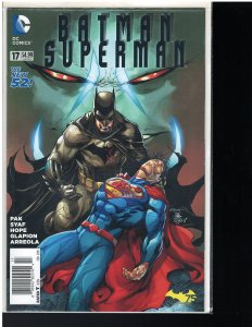 Batman / Superman #17 (DC, 2015)