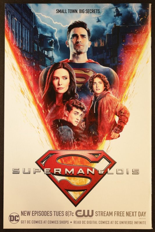 I Am Batman #8 2022 Unread Stephen Segovia Main Cover DC Comic B Book