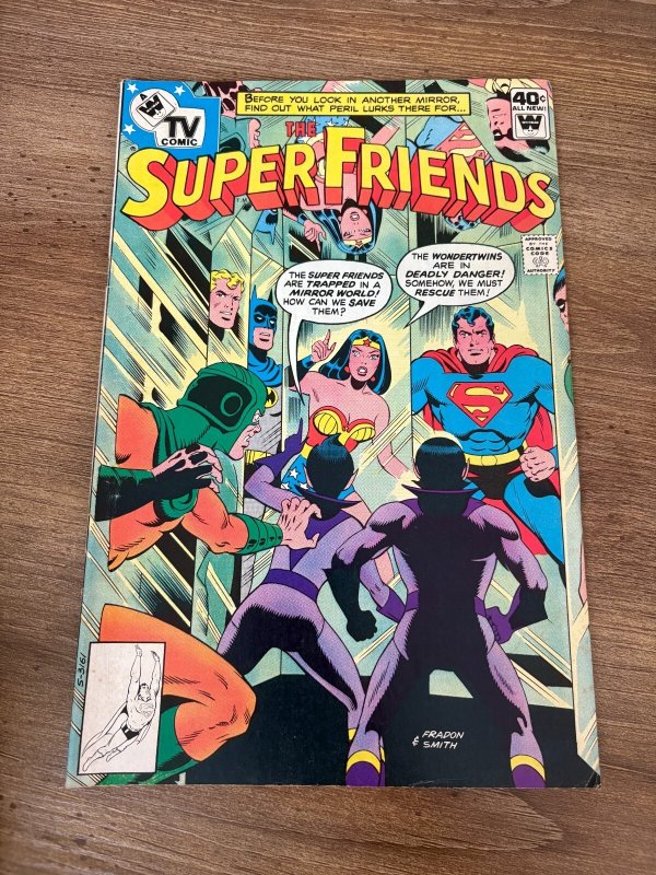 The Super Friends 23 VF- DC Comic Book Batman Superman Flash Wonder Woman 9 J454