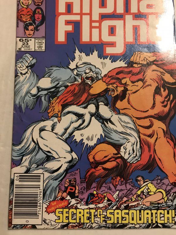 Alpha Flight #23 : Marvel 6/85 VG+;  Newsstand, Sasquatch battle