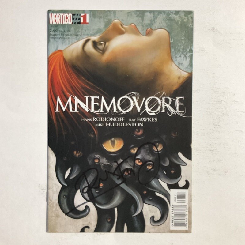 Mnemovore 1 2005 Signed by Ray Fawkes DC Comics Vertigo NM near mint