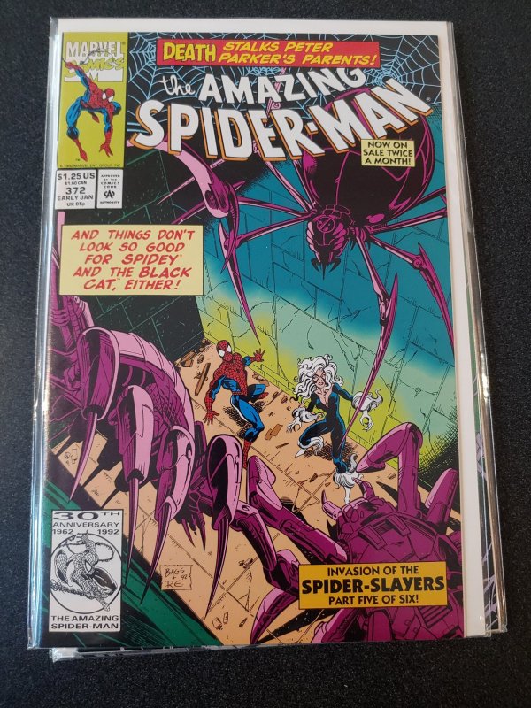 Amazing Spider-Man # 372 Black Cat Versus Spider-Slayers 1993