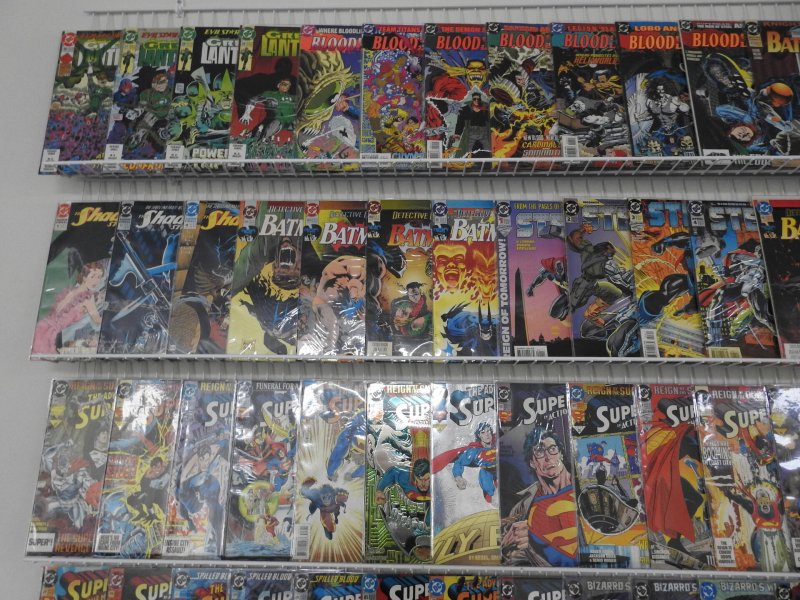 Huge Lot 140+ Comics W/Batman, Superman, Bloodlines+ Avg VF+ Condition!!
