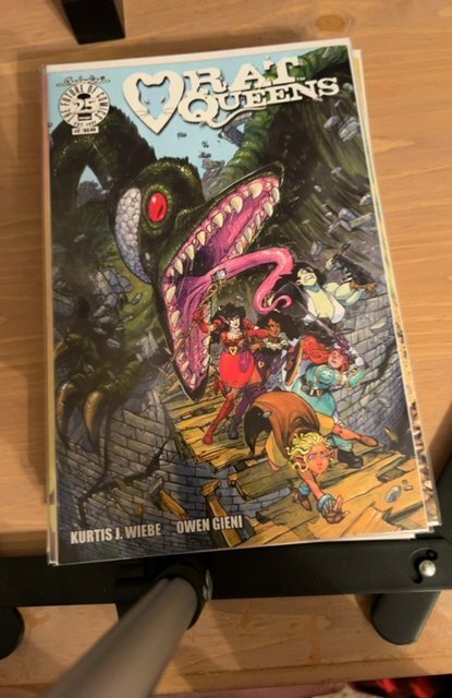 Lot of 9 Comics (See Description) Rat Queens, Star Wars