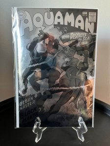 Aquaman #35 Silver Foil Exclusive Limited To 500 (Reprnit)