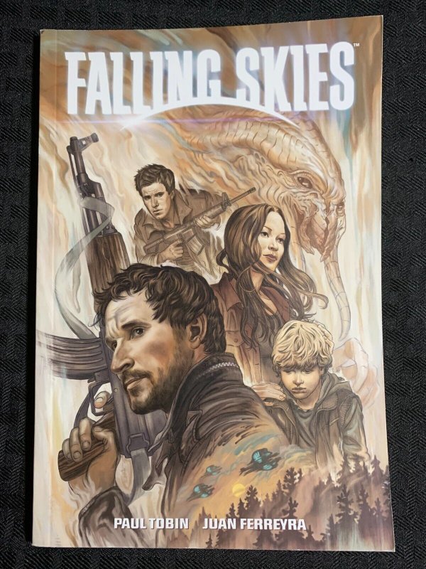 2011 FALLING SKIES by Tobin & Ferreyra SC VF- 7.5 1st Dark Horse Comics