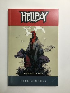 Hellboy Strange Places Tpb Softcover Sc Very Fine Vf 8.0 Dark Horse Books