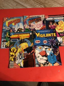DC  15  ASSORTED BOOKS & YEARS / MID QUALITY / NO DUPES / SEE PIC'S