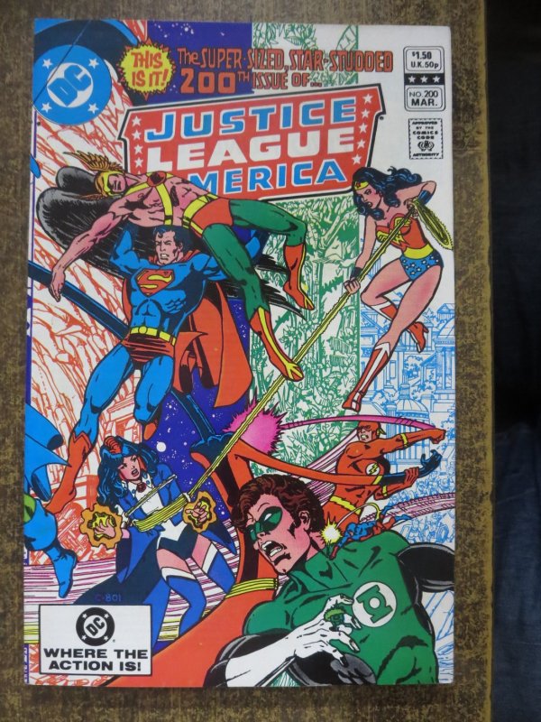 JUSTICE LEAGUE OF AMERICA 200 F- COMICS BOOK