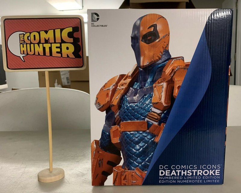 DC Comics Icons Deathstroke Statue Limited Edition 