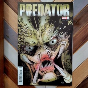PREDATOR #1 (Marvel 2022) Debut Marvel Issue - HIGH GRADE, Peach Momoko Cover