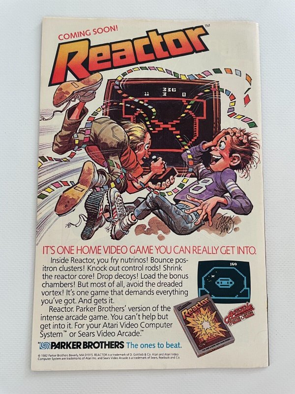 Avengers # 230 NM- Marvel Comic Book Hulk Thor Captain America Iron Man 9 J245