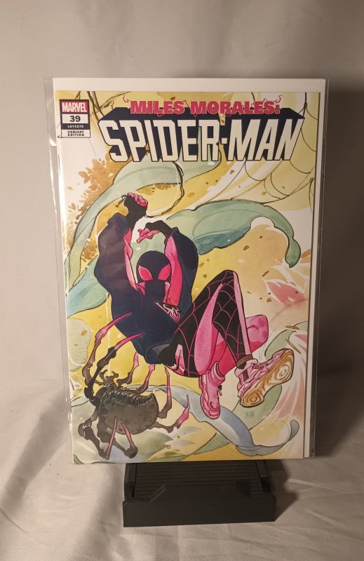 Miles Morales: Spider-Man #39 Momoko Cover (2022)