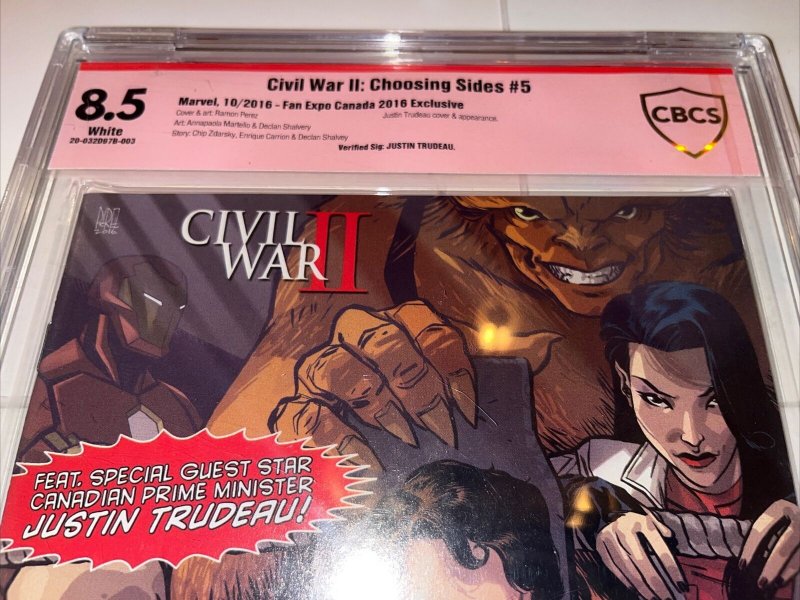 Civil War II Choosing Sides (2016) # 5 (CBCS 8.5 WP) Signed Justin Trudeau