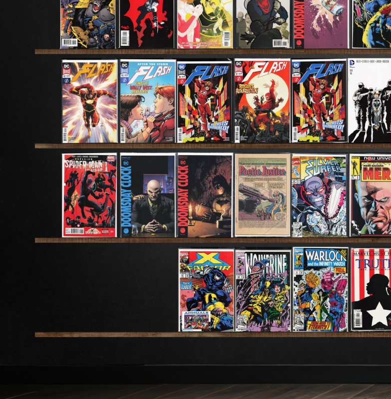 Huge Lot 150+ Comics with Batwing, Batwoman, The Flash, Blackhawks & More!