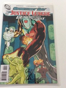 Justice League Generation Lost #11 signed Cliff Chiang W/COA.