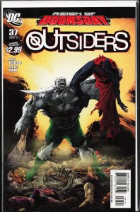 The Outsiders #37 (2011) The Outsiders
