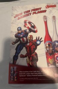 Spider-Man #8 Variant Cover (2016)cosplay cover