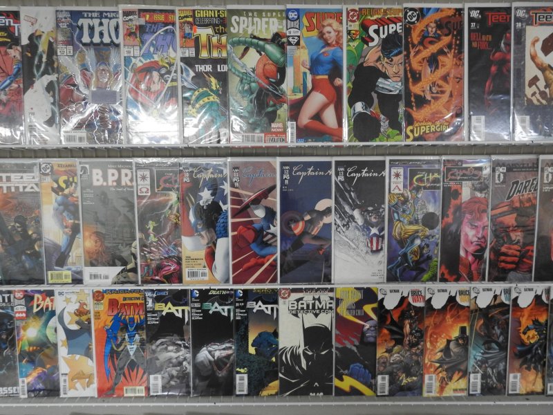 Huge Lot of 140+ Comics W/ Batman, Daredevil, Catwoman! Avg. VF- Condition!