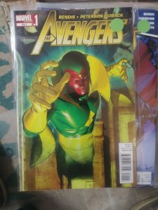 Avengers # 24.1  2012  Marvel  point one vision thor captan anerica ironman