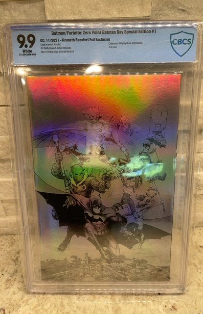 CBCS  Batman/Fortnite: Zero Point Batman Day Microfoil 1:500 | Comic  Books - Modern Age, DC Comics, Batman, Horror & Sci-Fi / HipComic