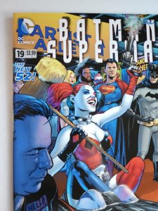 Batman / Supeman Issue 19 Harley Quinn Variant Cover B DC Comics 2015