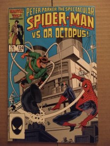 Peter Parker The Spectacular Spider-Man vs. Doctor Octopus NM #124
