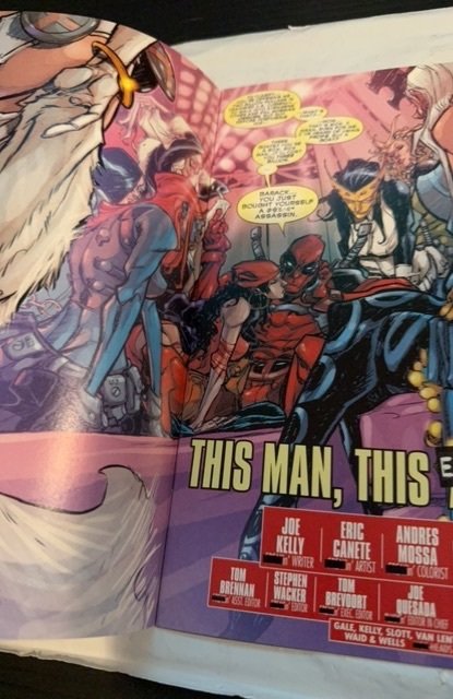 The Amazing Spider-Man #611 (2010)with Deadpool