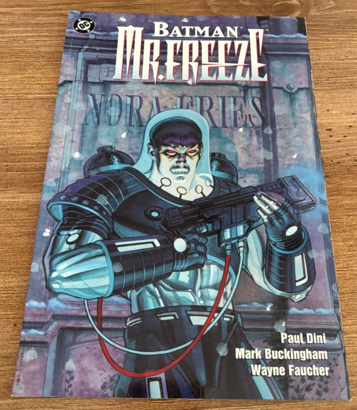 Batman Mr. Freeze # 1 NM 1st Print DC Comic Book Paul Dini 3 J456