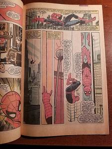 Amazing Spider-Man #250 - (Marvel Comics, Mar 1984)  - Fine Condition