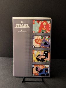 Titans #1 Trading Card Variant (2023)