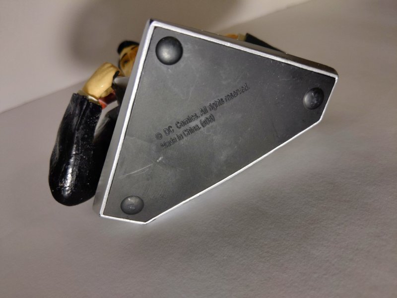 Superman Bust Standee (DC Toy)