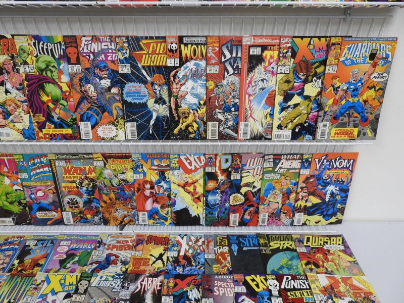 Huge Lot 190+ Comics W/ X-Men, Avengers, Venom, +More! Avg VF- Condition!