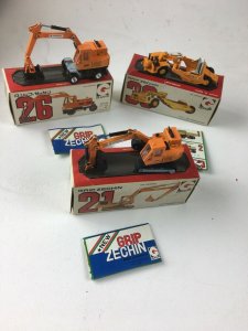 GRIP ZECHIN JAPAN 3 TRUCKS Motor Scraper - UH 03 D Shovel, Crumshell DIECAST NIB