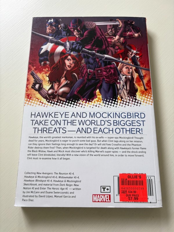 Avenging Archer Hawkeye Marvel Comics TPB Graphic Novel Comic Book  9 J336