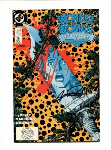 Wonder Woman #28 - Signed George Perez (9.0) 1989