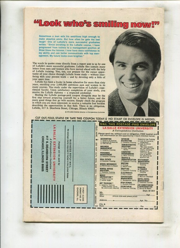 DEFENDERS #41 (8.0) INTRUDER IN THE SAND!! 1976