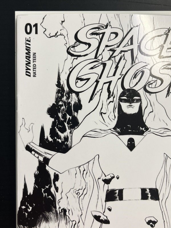 SPACE GHOST #1 CVR J 1:10 FOIL + O 1:25 LEE & CHUNG SET 2024 Dynamite PROSHIPPER