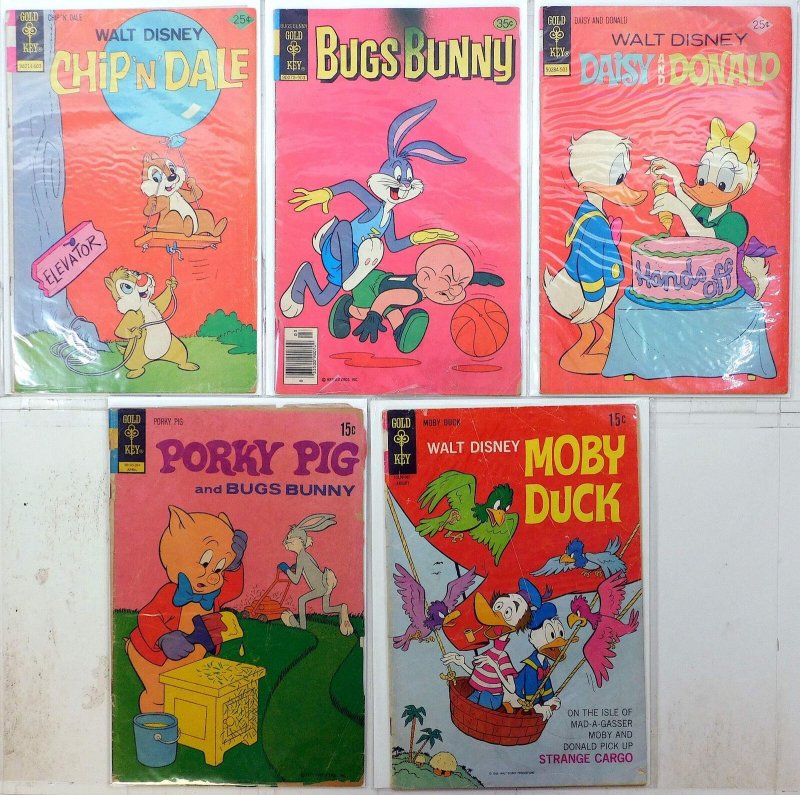 Walt Disney Lot 5 #Chip 38 Bugs 206 Daisy 9 Porky 41 Moby 8 1976 Gold Key Comics