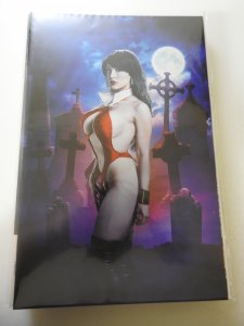 Vampirella #4 Cover C Cosplay (2017)