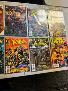 Lot of 10 Comic Lot (see pictures) 359-14