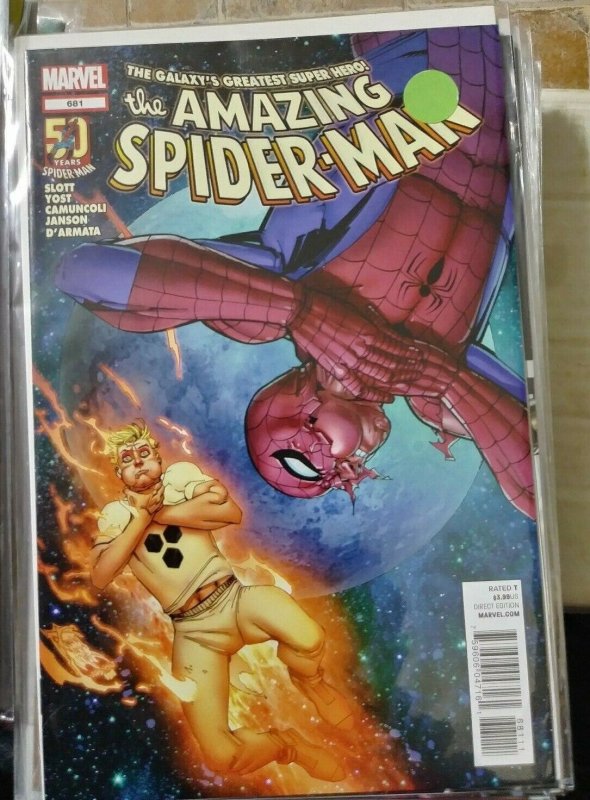 Amazing Spider-Man # 681  2012  marvel  spidey in space + human torch