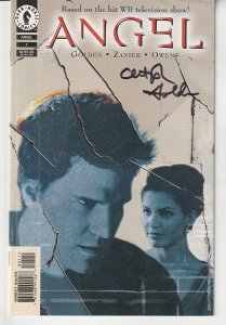 Autographed Angel(Dark Horse, vol. 1) # 1 (Photo Variant, No. C.O.A.)