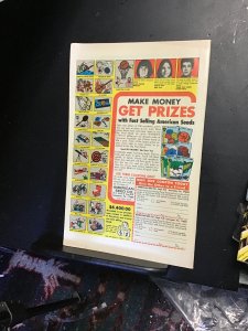 The Avengers #147 (1976) Scarlet Witch cover! High-grade key! VF+ Wow!